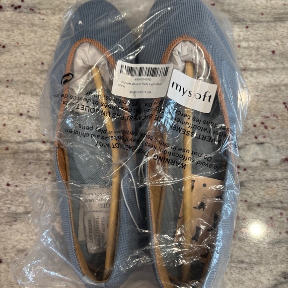 BRAND NEW Mysoft Womens Light Blue Flats with Tan Accent - Size 9.5 - Picture 1 of 8